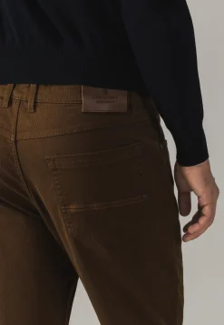 RACER corduroy 5-pocket in stretchstof